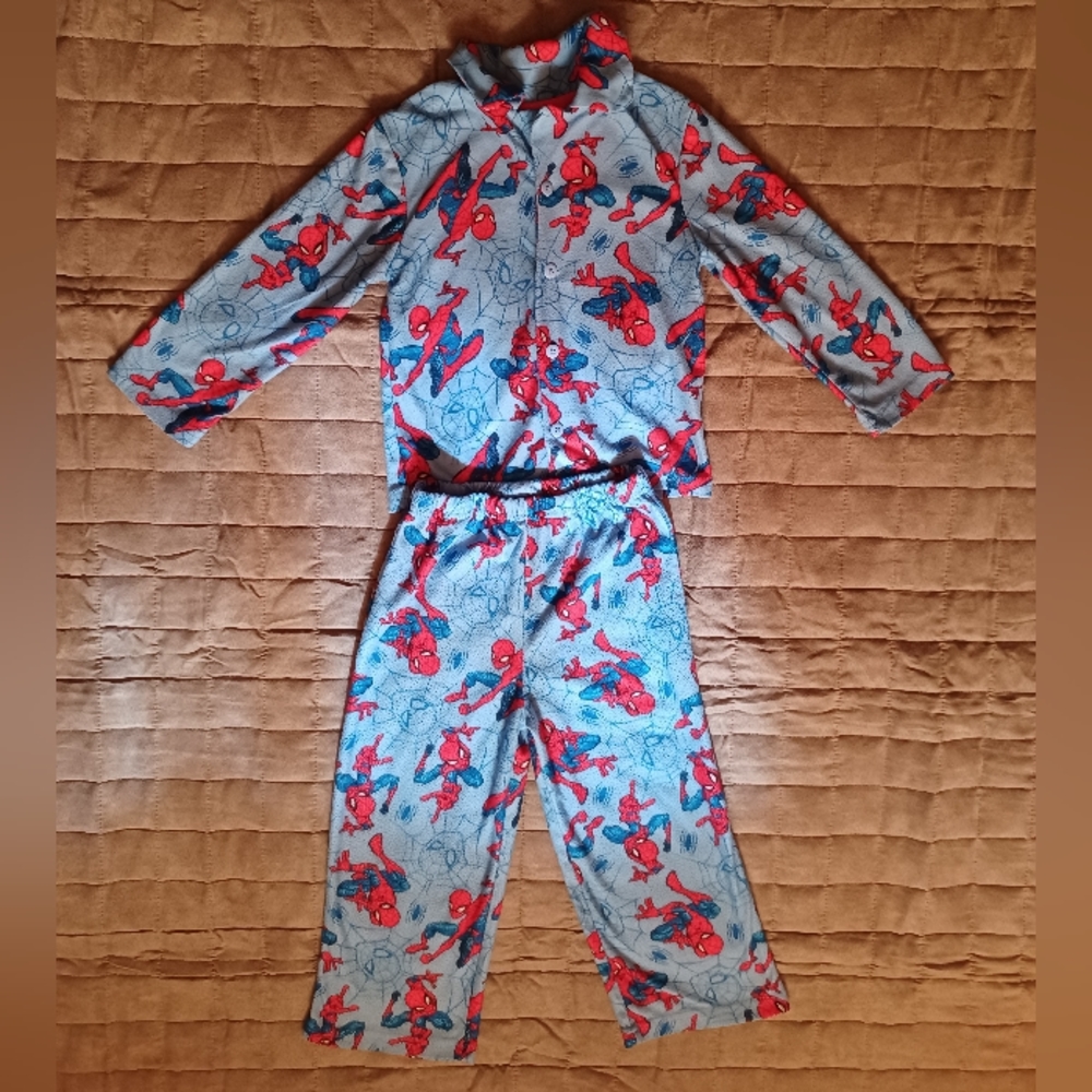 Marvel Spider-Man pajama set. Size 4t color blue